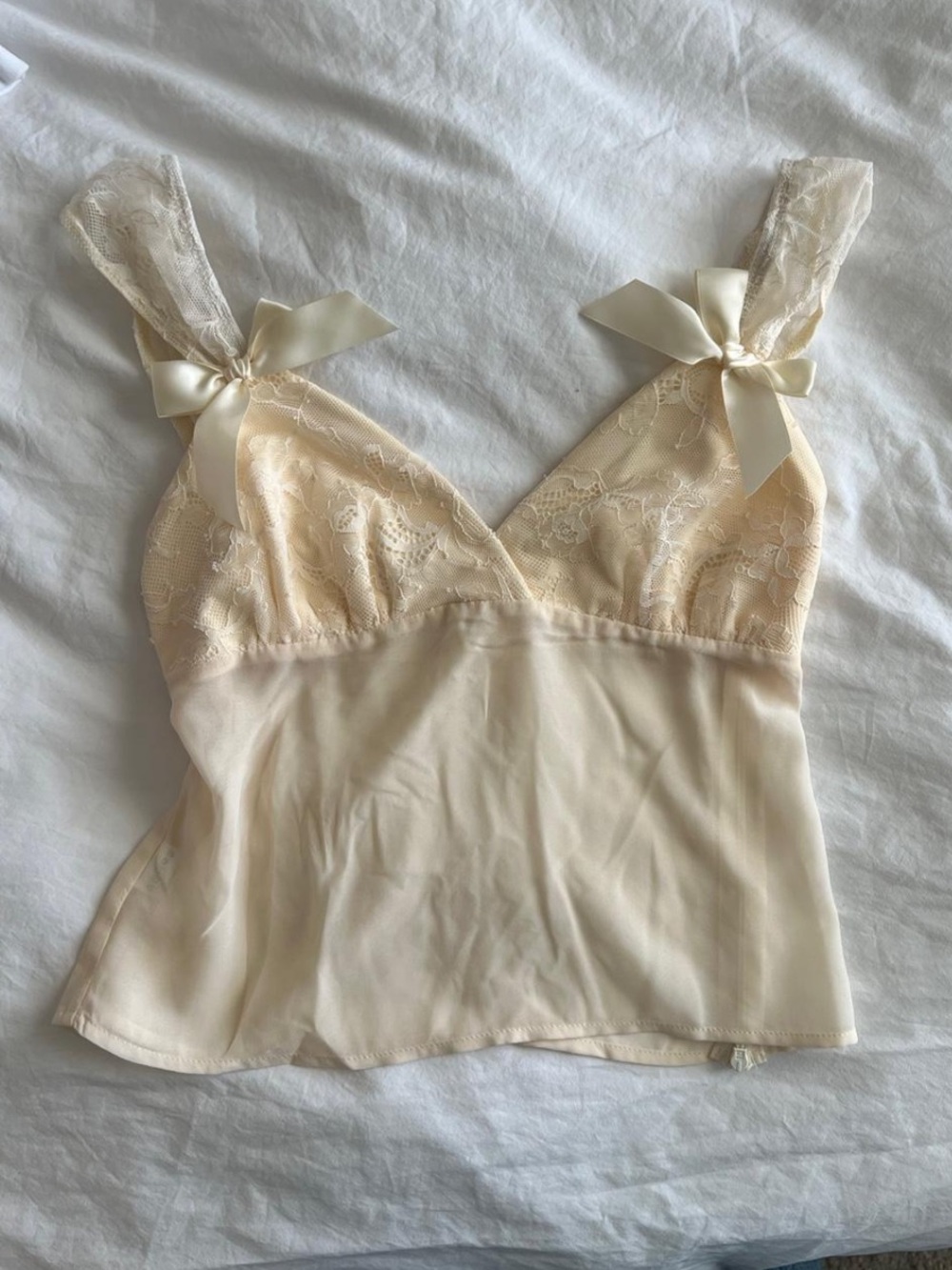 Revolve - Sheer Lace Bow-Shoulder Camisole in Cream